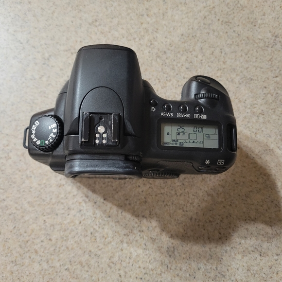 Canon 20D camera body & avcessories - Picture 7 of 8